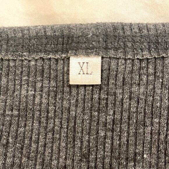 *Like New* Soft Gray Ribbed Tank Top with Wooden Buttons - Picture 4 of 7